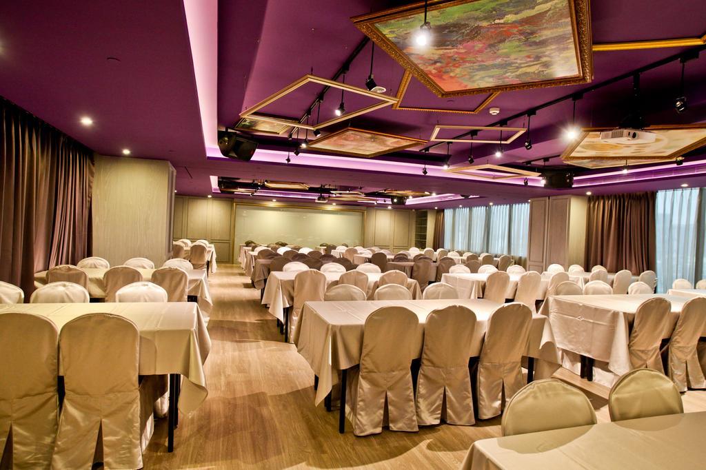 Fx Hotel Tainan Eksteriør billede
